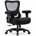 Silla de oficina con respaldo de malla y asiento de tela negra