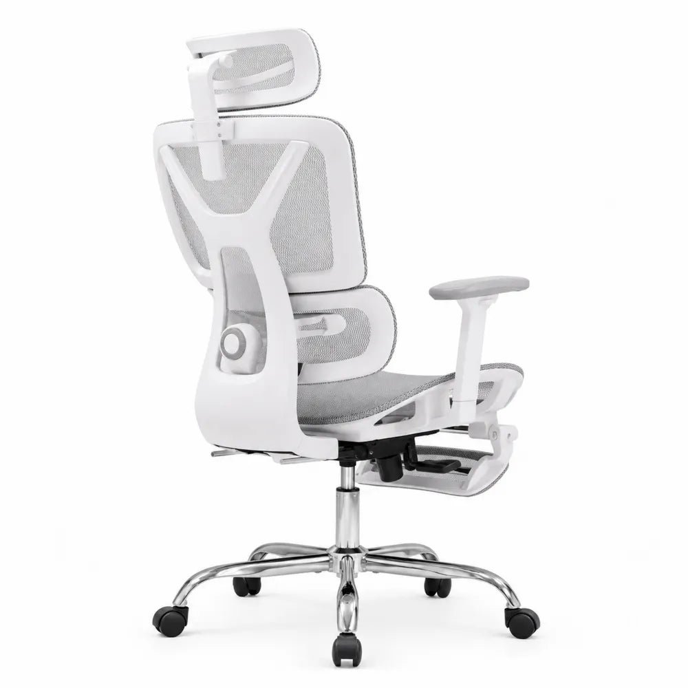 Silla ergon¨®mica de oficina con respaldo de malla y estructura met¨¢lica blanca